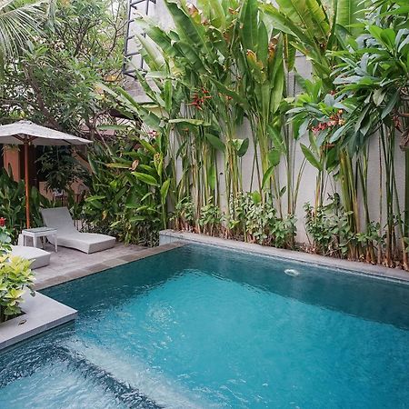 فندق Dee Mansion دنباسار المظهر الخارجي الصورة