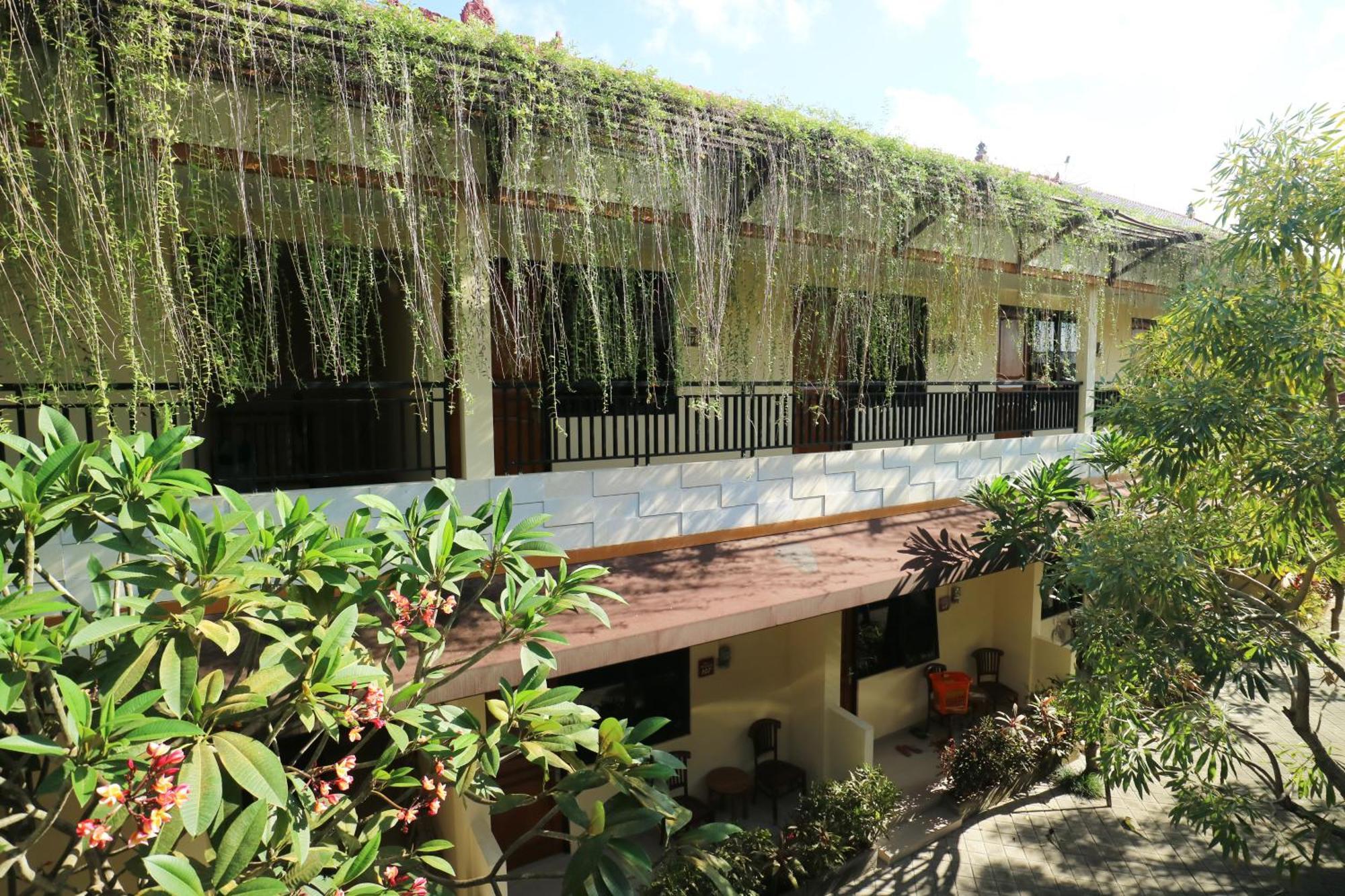 فندق Dee Mansion دنباسار المظهر الخارجي الصورة