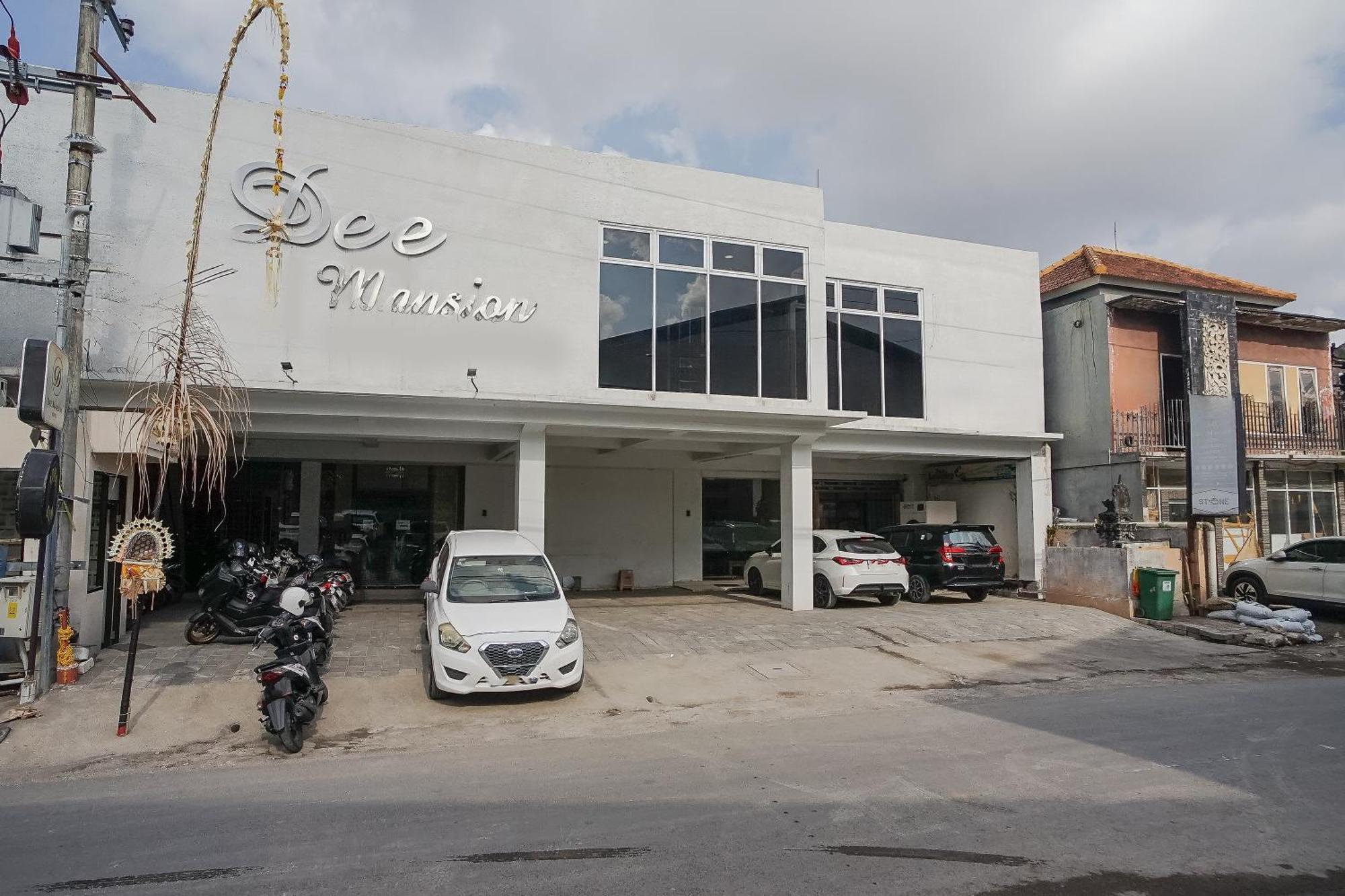 فندق Dee Mansion دنباسار المظهر الخارجي الصورة