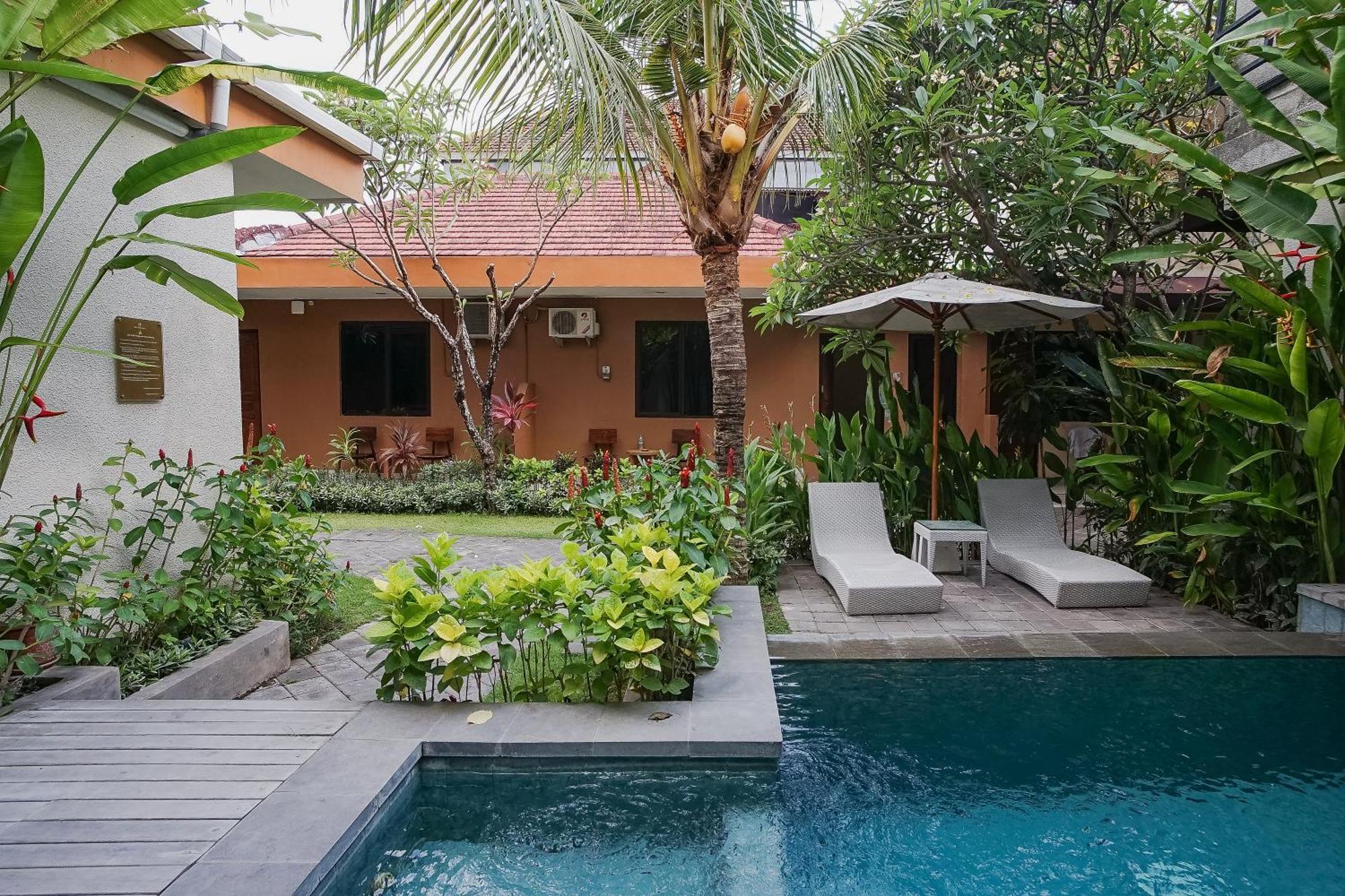 فندق Dee Mansion دنباسار المظهر الخارجي الصورة