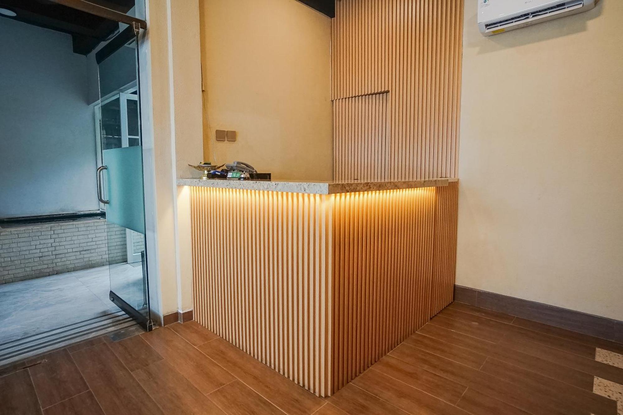 فندق Dee Mansion دنباسار المظهر الخارجي الصورة