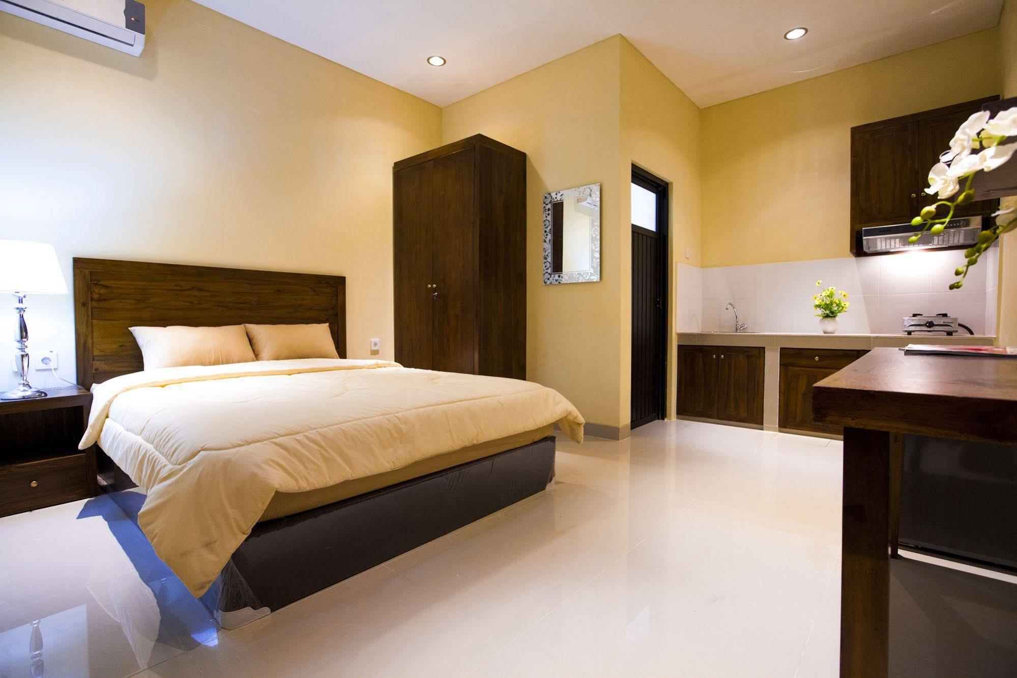 فندق Dee Mansion دنباسار المظهر الخارجي الصورة