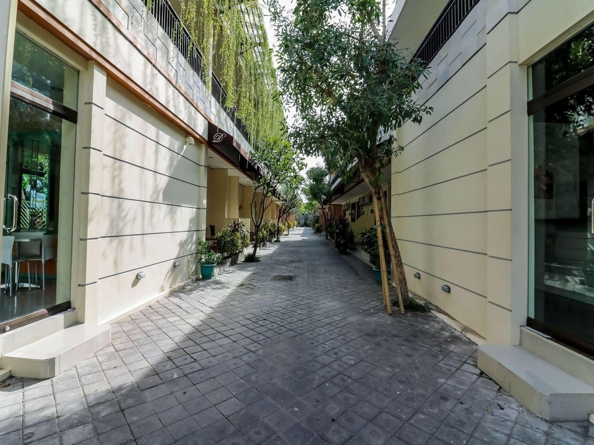 فندق Dee Mansion دنباسار المظهر الخارجي الصورة
